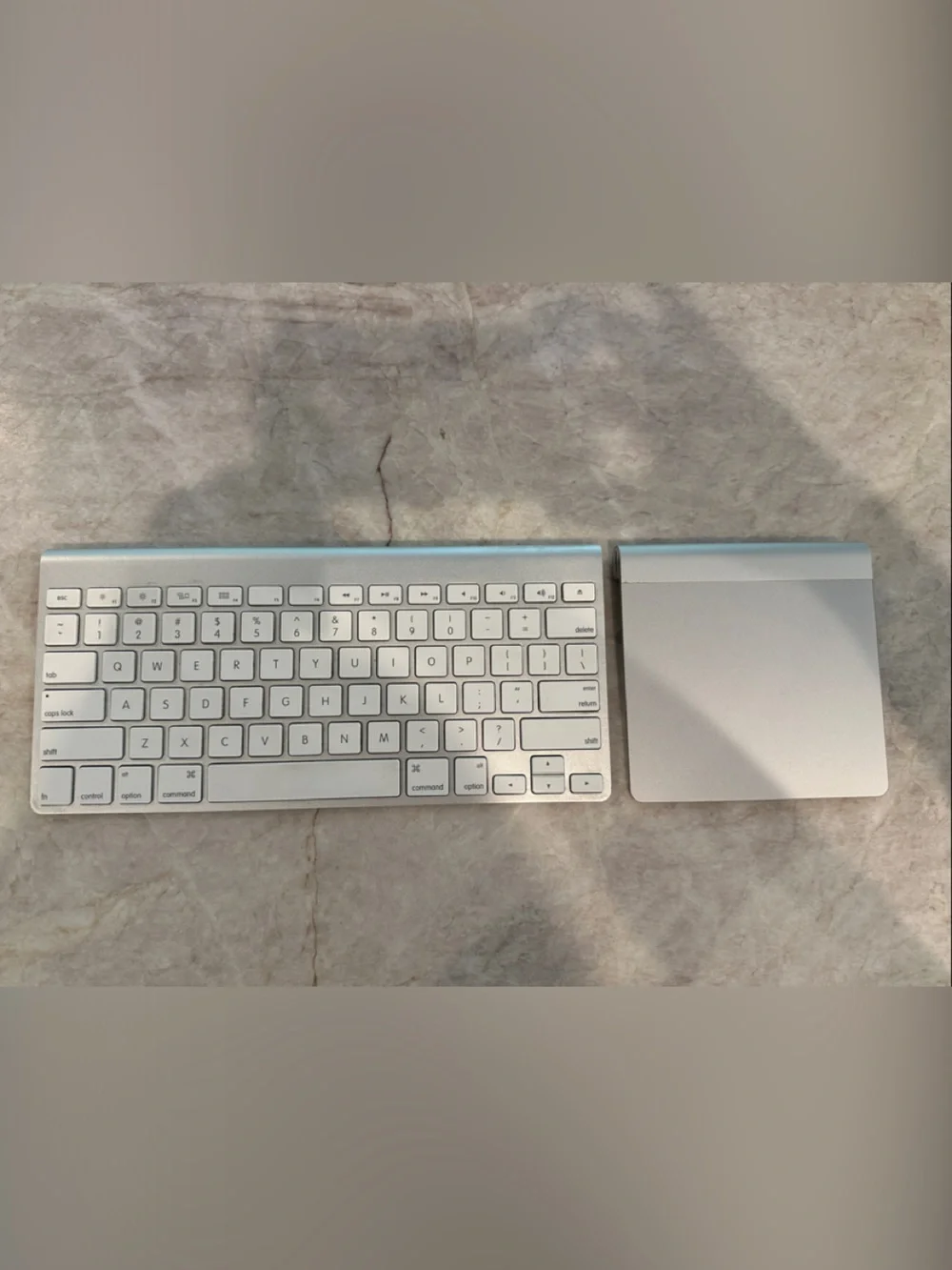 Apple Wireless Keyboard with Magic Trackpad
